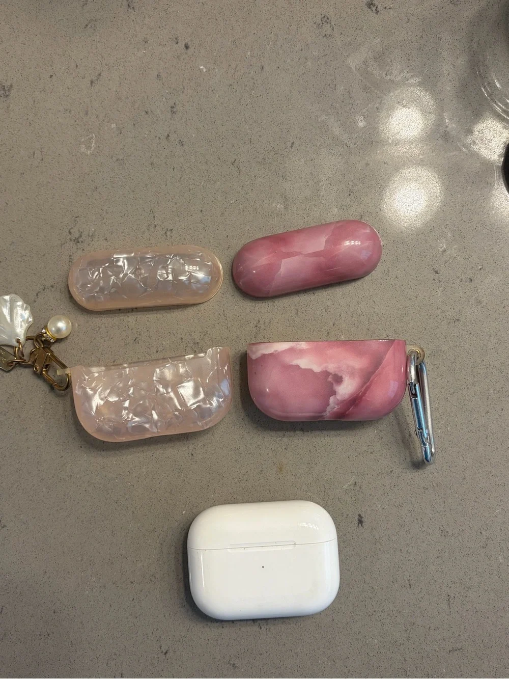 AirPods Pro with Case & IPad Air 2 with Bluetooth Case